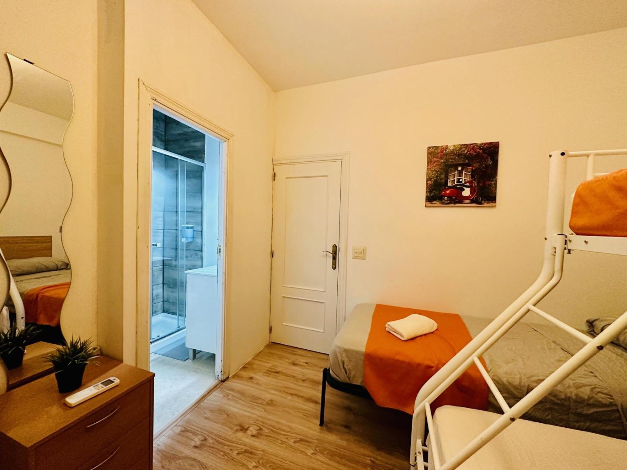 Punta Me Rooms In Madrid Downtown Luaran gambar