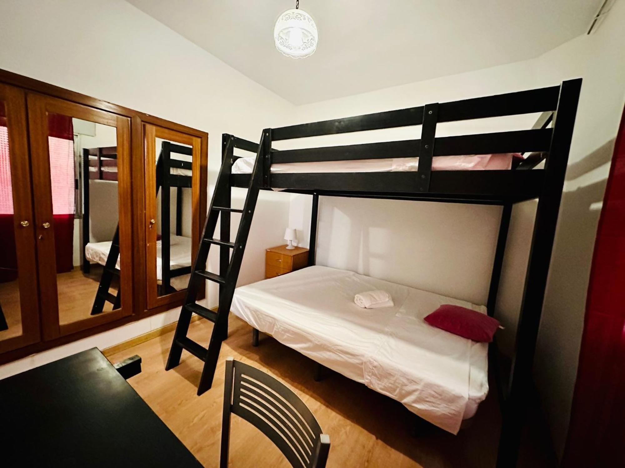 Punta Me Rooms In Madrid Downtown Luaran gambar